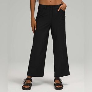 lululemon City Sleek 5 Pocket Wide-Leg High Rise 7/8 Length Pant Black